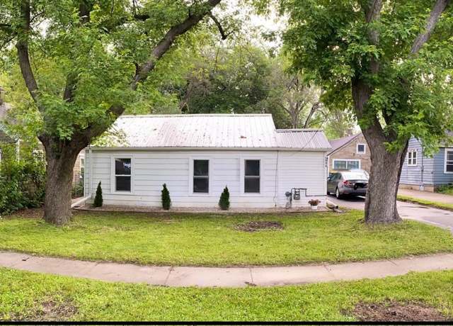 Property at 1952 S Wisconsin Ave, Beloit, WI 53511, 2 beds, 1 bath