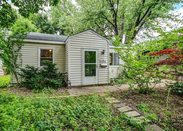 Property at 4210 Sheffield Rd, Madison, WI 53711, 2 beds, 1 bath