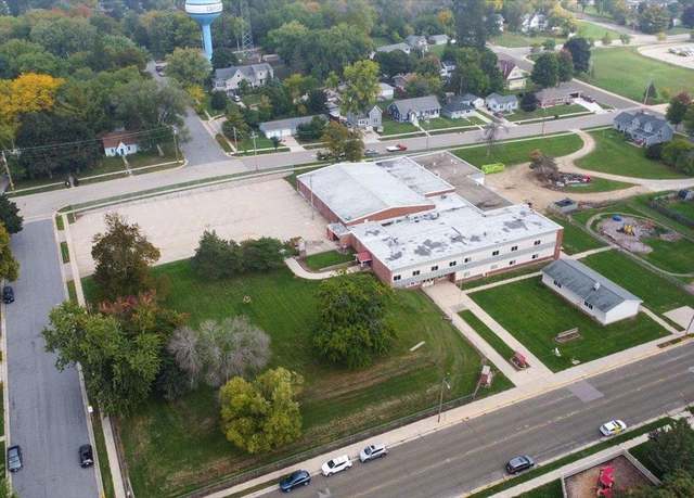 Property at 520 E Holum St, Deforest, WI 53532