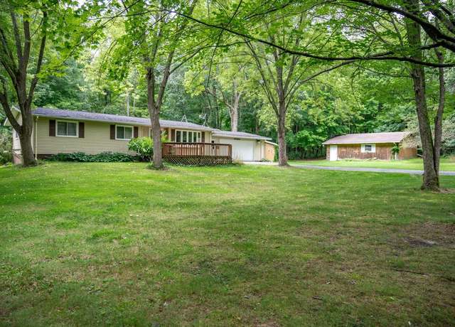 Property at 9700 Espy Rd, Tomah, WI 54660, 3 beds, 2 baths
