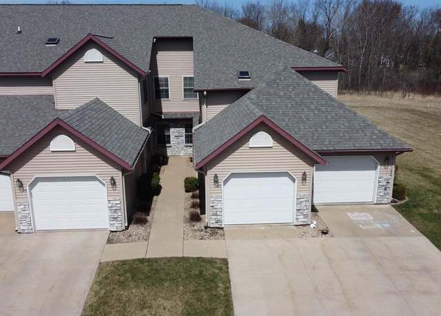 Property at 433 Eberlein Ct, Mauston, WI 53948, 2 beds, 2 baths