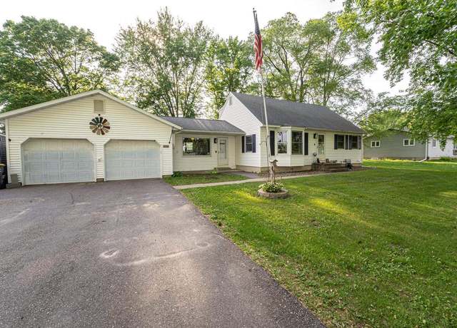 Property at 1116 Lagrange Ave, Tomah, WI 54660, 4 beds, 2 baths