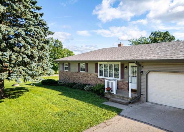 Property at 6725 Prairie View Dr, Sun Prairie, WI 53590, 3 beds, 1 bath