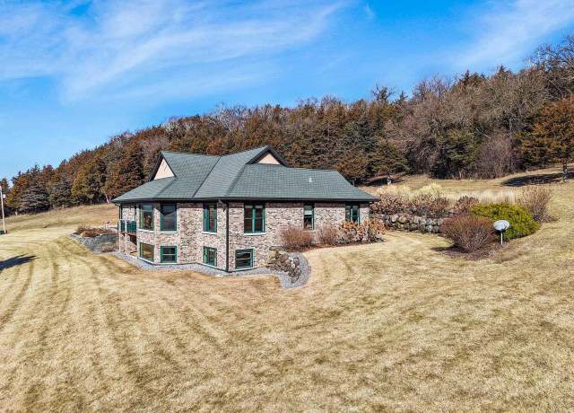 Property at N1308 Hwy 188, Prairie Du Sac, WI 53578, 3 beds, 3 baths