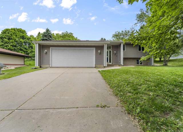 Property at 107 Ravine Rd, Mount Horeb, WI 53572, 4 beds, 3 baths