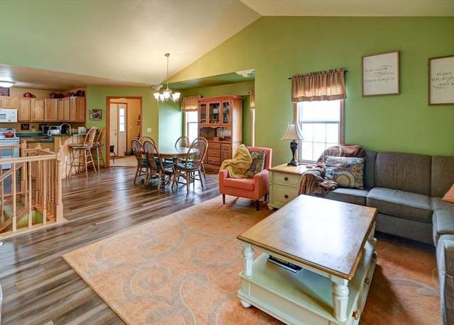 Property at 6302 Merritt Dr, Madison, WI 53718, 3 beds, 3 baths