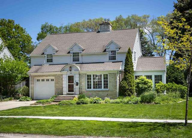 Property at 146 Kensington Dr, Madison, WI 53704, 4 beds, 2.5 baths