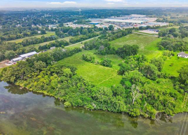 Property at 23 Ac County Rd, Stoughton, WI 53589
