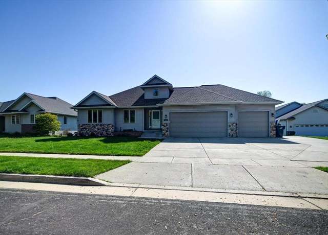 Property at 524 Pheasant Trl, Deerfield, WI 53531, 5 beds, 3 baths
