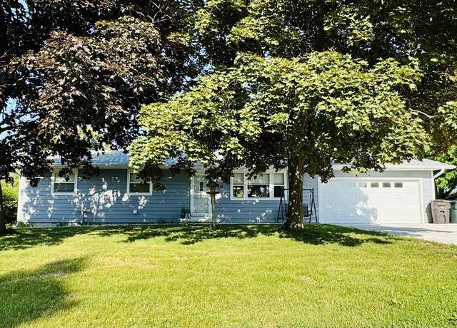 Property at 914 Rosemary Ct, Jefferson, WI 53549, 4 beds, 2 baths