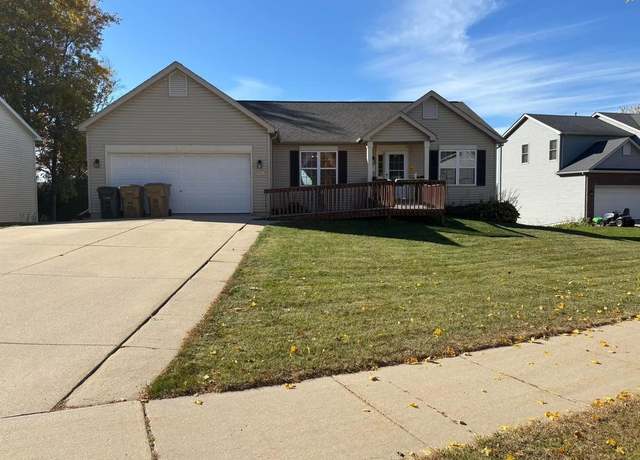Property at 5146 Crescent Oaks Dr, Madison, WI 53704, 4 beds, 3 baths