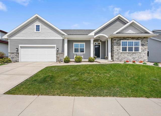 Property at 9926 Autumn Breeze Rd, Middleton, WI 53562, 4 beds, 3.5 baths