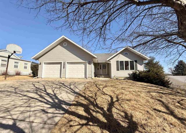 Property at 414 S Wisconsin St, Mineral Point, WI 53565, 3 beds, 3 baths
