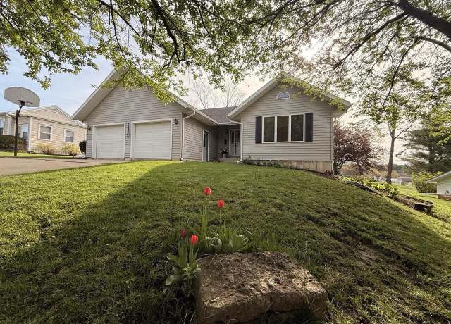 Property at 414 S Wisconsin St, Mineral Point, WI 53565, 3 beds, 3 baths