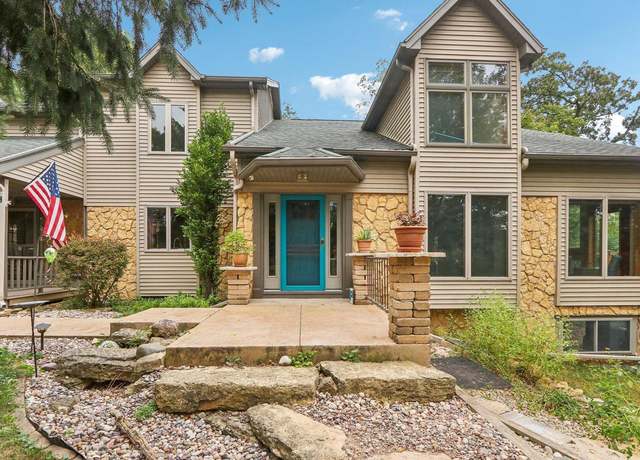 Property at 2120 Highway 92, Mount Horeb, WI 53572, 4 beds, 3 baths