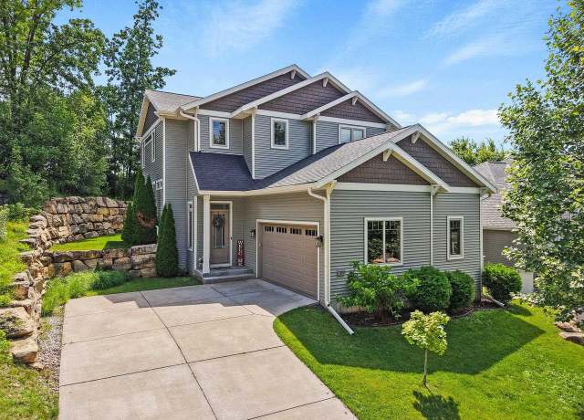 Property at 1709 Sawtooth Ln, Madison, WI 53719, 4 beds, 3.5 baths