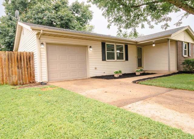Property at 2202 Garden Dr, Janesville, WI 53546, 3 beds, 1 bath