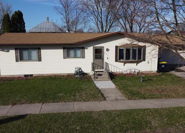 Property at 603 Mansion St, Mauston, WI 53948, 3 beds, 1.5 baths