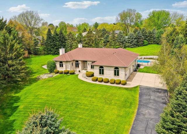 Property at 4707 Plainfield Ct, Middleton, WI 53562, 4 beds, 3 baths