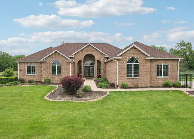 Property at 4040 Vilas Hope Rd, Cottage Grove, WI 53527, 5 beds, 3.5 baths