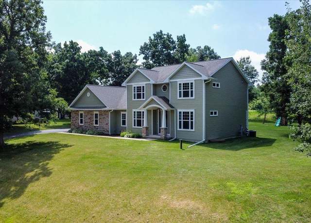 Property at 2727 Nadene Rd, Cottage Grove, WI 53527, 4 beds, 3.5 baths