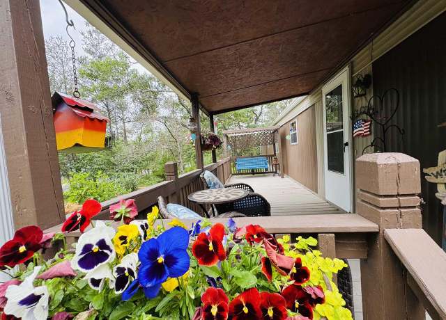 Property at 1602 Homestead Trl, Nekoosa, WI 54457, 2 beds, 1 bath