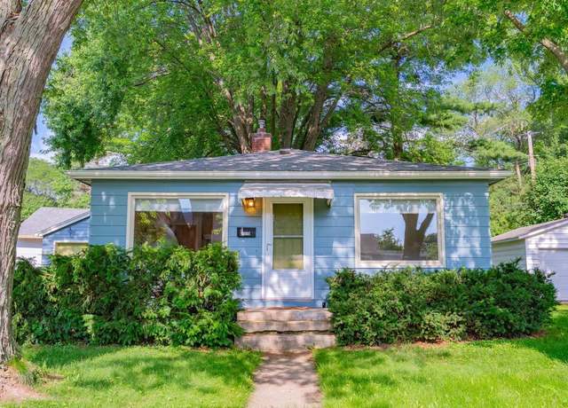 Property at 1118 Lorraine Dr, Madison, WI 53703, 2 beds, 1 bath