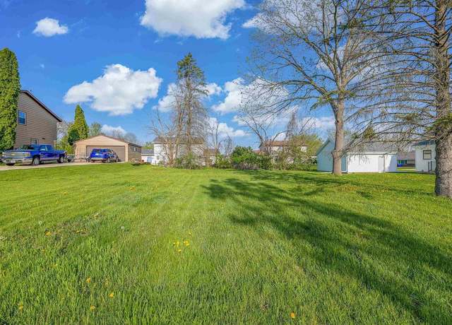 Property at 206 Derby Ln, Watertown, WI 53094