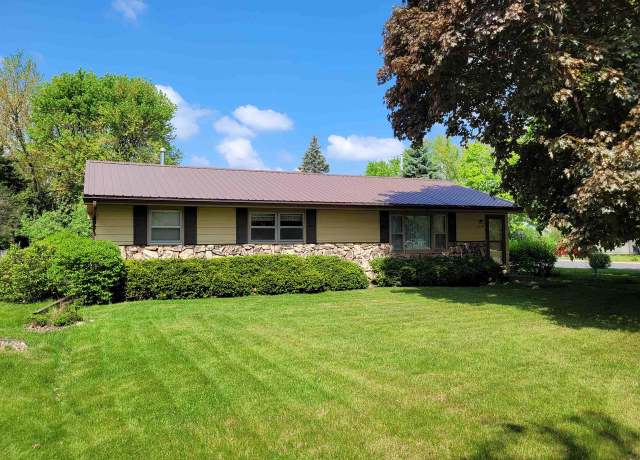 Property at 2654 Iva Ct, Beloit, WI 53511, 3 beds, 1.5 baths