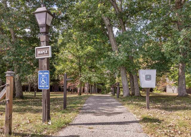 Property at 6 Maple Trl #6, Wisconsin Dells, WI 53965, 2 beds, 1.5 baths