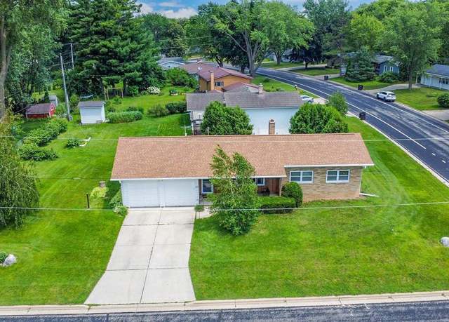 Property at 301 Barbara St, Verona, WI 53593, 3 beds, 1.5 baths