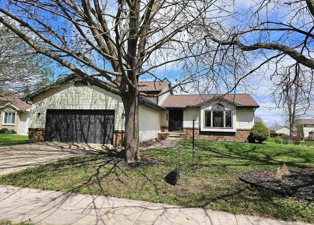 Property at 2760 Newport Ave, Oshkosh, WI 54904, 4 beds, 2.5 baths