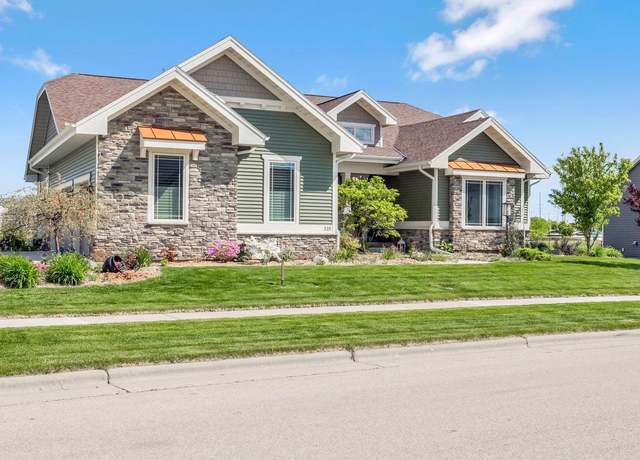 Property at 335 Bella Way, Sun Prairie, WI 53590, 4 beds, 3.5 baths