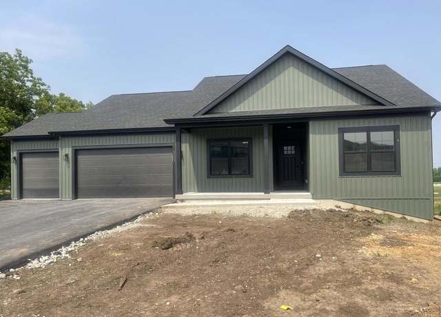 Property at 305 Teri Lee Ln, Orfordville, WI 53576, 3 beds, 2 baths
