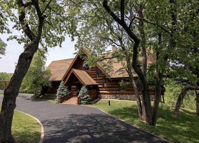 Property at 26740 Cooper Hill Rd, Richland Center, WI 53581, 4 beds, 4.5 baths