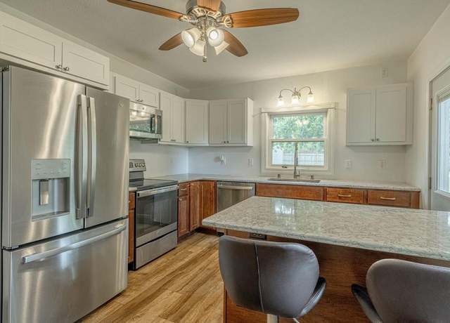 Property at 2334 16th Ave, Monroe, WI 53566, 4 beds, 2 baths