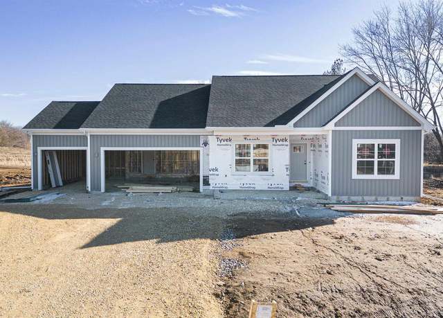 Property at 730 Kelsey Rd, Beloit, WI 53511, 3 beds, 2 baths