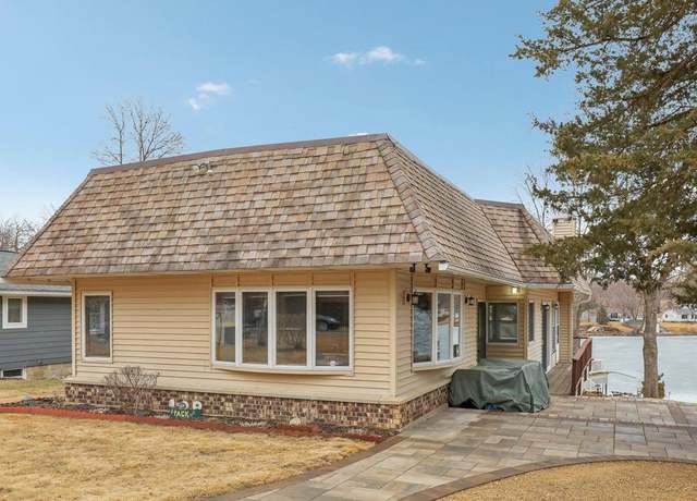 Property at S7564 Oak Rd, Merrimac, WI 53561, 2 beds, 2 baths