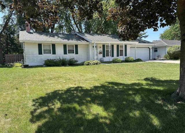 Property at 4242 Skyview Dr, Janesville, WI 53546, 3 beds, 2 baths