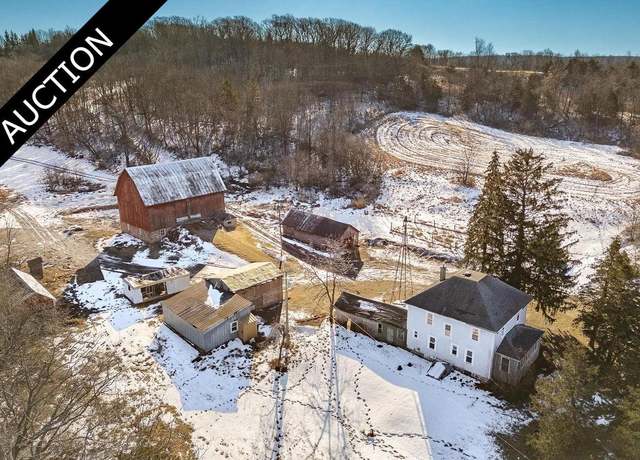 Property at S5504 High Hill Dr, Baraboo, WI 53913, 4 beds, 2 baths