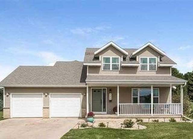 Property at 540 Tower Dr, Sun Prairie, WI 53590, 4 beds, 2.5 baths