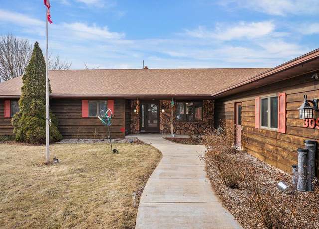 Property at 3090 Bailey Rd, Sun Prairie, WI 53590, 4 beds, 3 baths