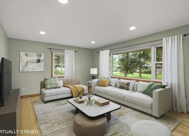 Property at 1518 Ellen Ave, Madison, WI 53716, 3 beds, 2 baths