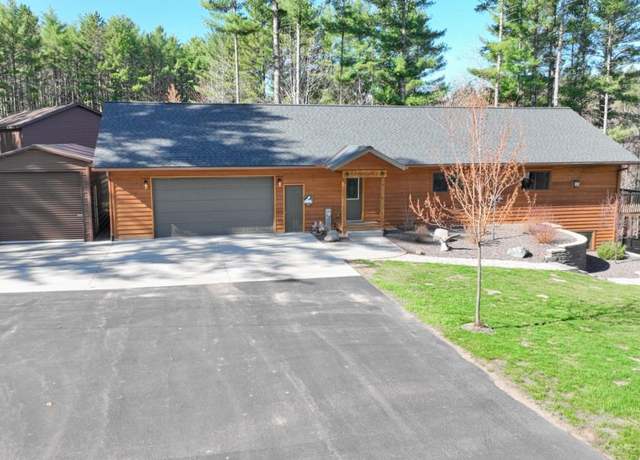 Property at 1055 Shishebogama Dr, Minocqua, WI 54548, 3 beds, 2.5 baths