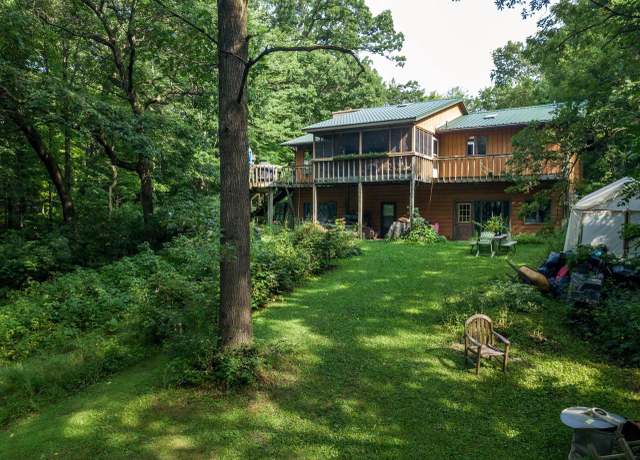 Property at W8601 Highway 82, Elroy, WI 53929, 2 beds, 2 baths