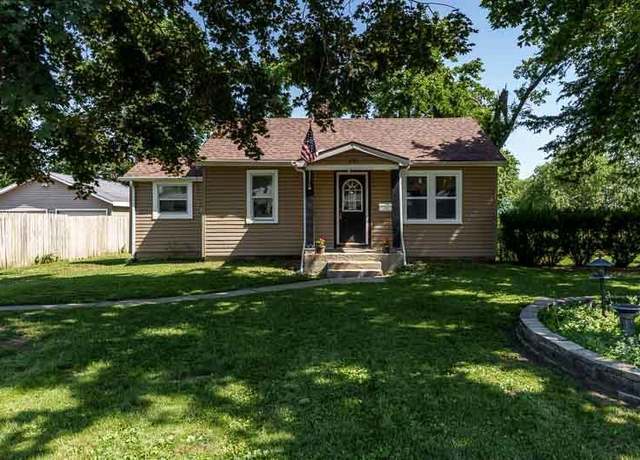 Property at 216 Kellogg Ave, Janesville, WI 53546, 2 beds, 1.5 baths