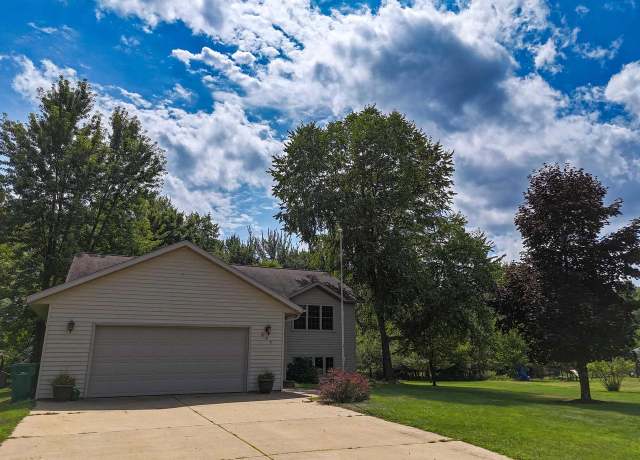 Property at 895 Waterworks Rd, Nekoosa, WI 54457, 3 beds, 3 baths