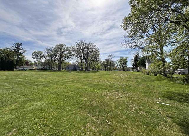 Property at 616 Maple St, Fort Atkinson, WI 53538