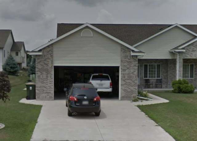 Property at 2904 Kentville Dr, Sun Prairie, WI 53590, 3 beds, 2.5 baths