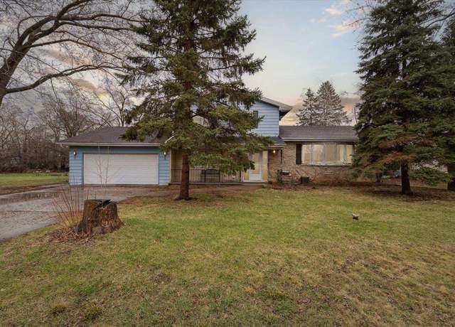 Property at 2777 S Voyage Dr, Beloit, WI 53511, 4 beds, 3 baths